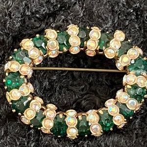 Vintage Costume Jewelry Brooch